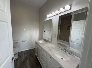 524 Wood Dr, Gunter, TX 75058