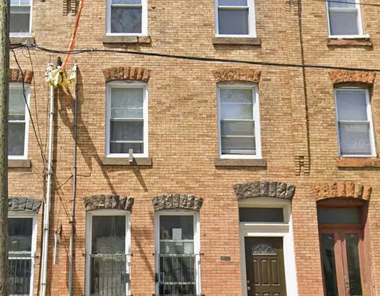 850 N 22nd St #5 — Photo 1
