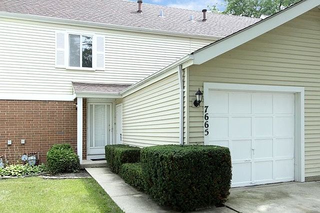 1st image of 7665 Weymouth Cir