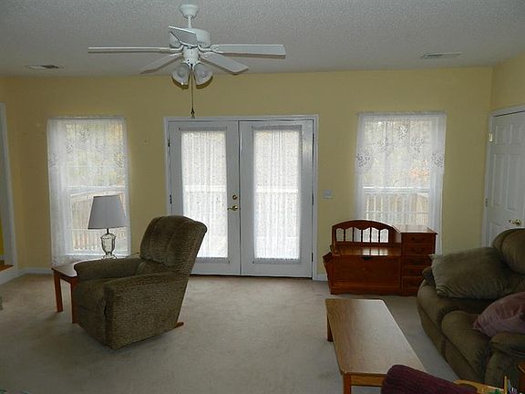 4th image of 11811 Park Forest Trce