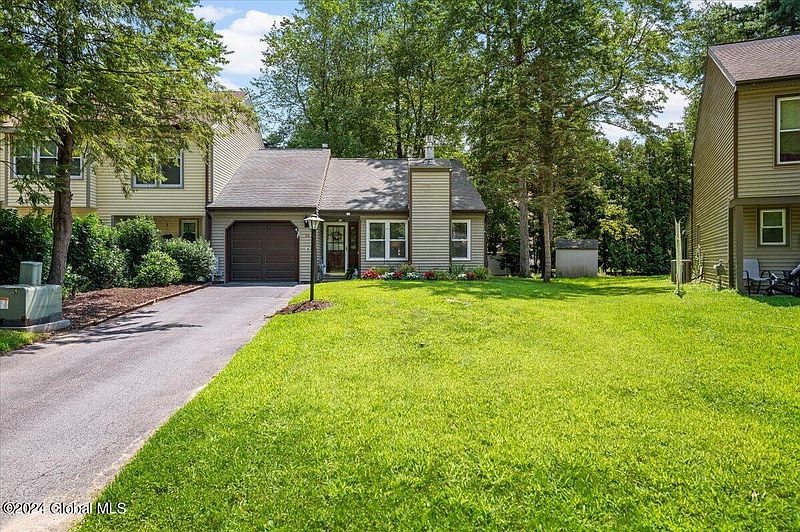 3rd image of 26 Brenden Court