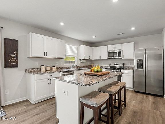 2nd image of 68 Florentine Court