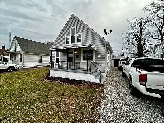 2nd image of 484 Connor Dr