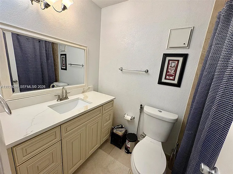 5534 Lakewood Cir S #H — Photo 9