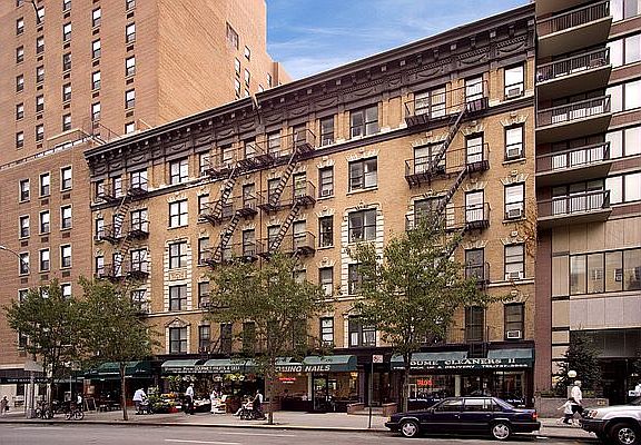 4th image of 434 E 72nd St APT 6A