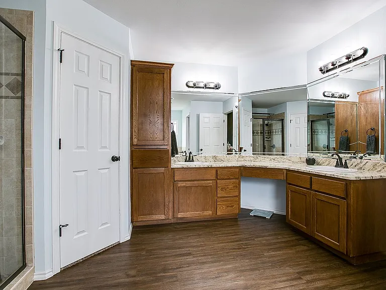 5022 Red Oak Ln — Photo 24