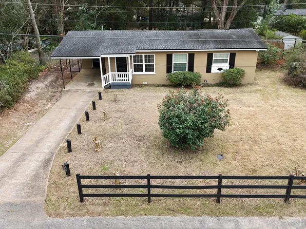 1813 Mayhew St, Tallahassee, FL 32304