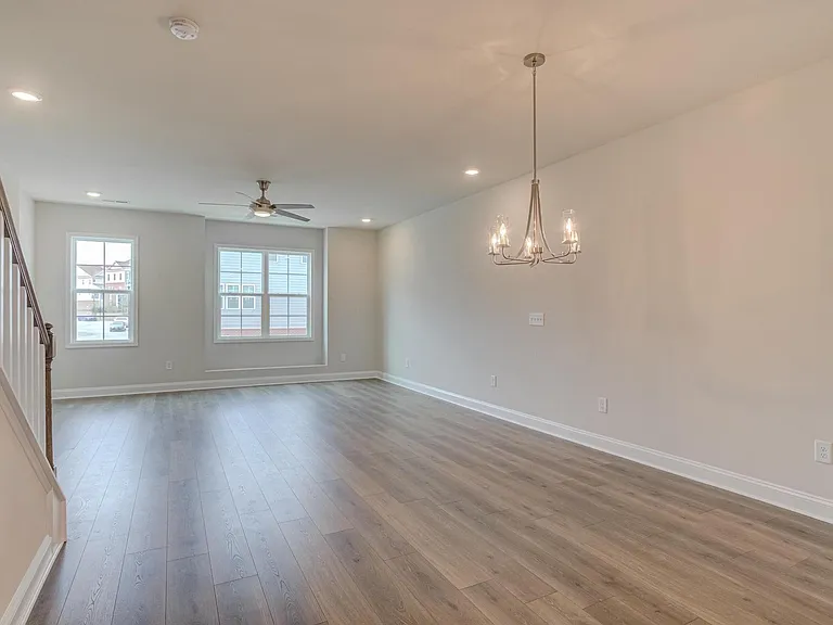 620 Gateway Crossing Ln — Photo 16