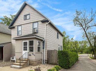 702 Portage Ct, Kalamazoo, MI 49001