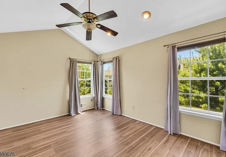 385 Draco Rd — Photo 15