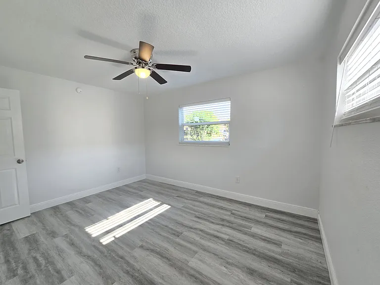 1816 Rendale Dr — Photo 31