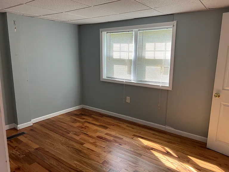 1449 Waterbury Rd #1 — Photo 4