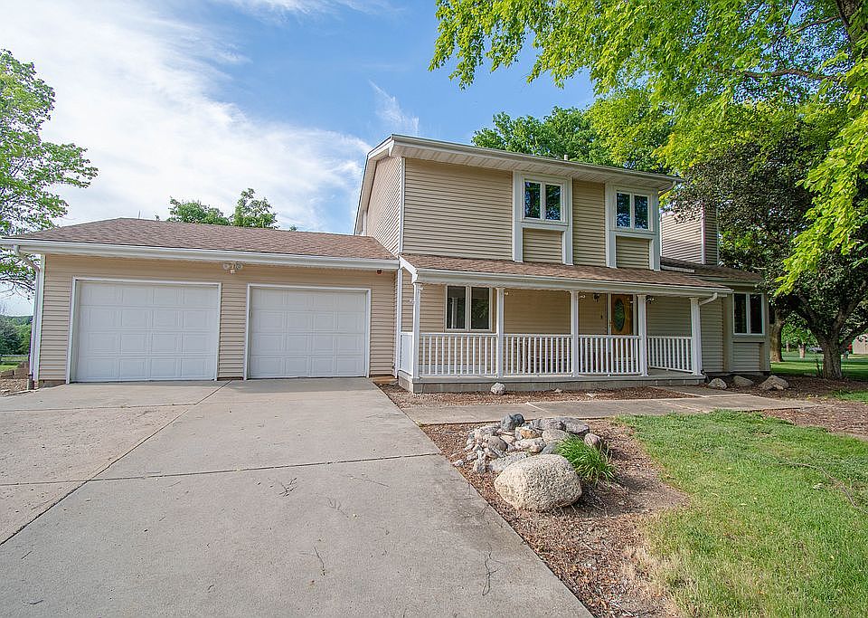 1st image of 32087 Skyridge Dr