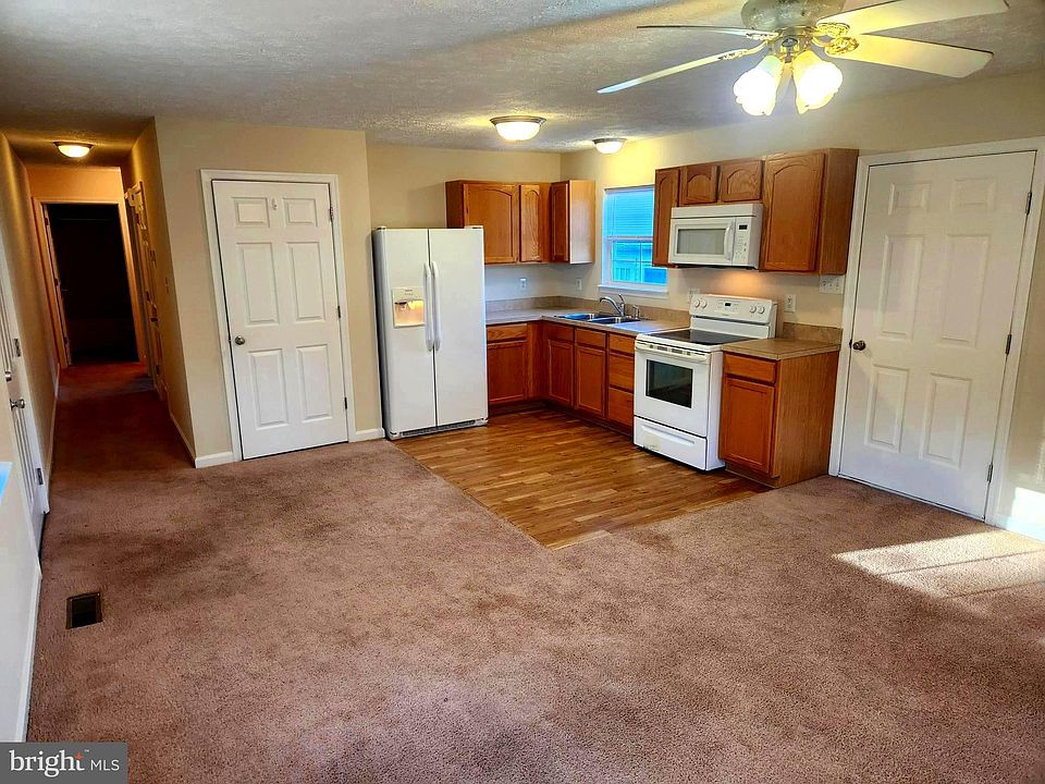 1st image of 43190 Coles Dr
