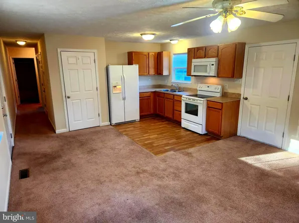 43190 Coles Dr, Hollywood, MD 20636