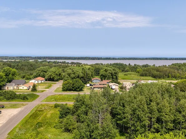 4106 E 1st St, Superior, WI 54880