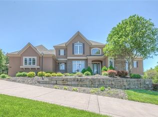 27055 W 102nd St, Olathe, KS 66061