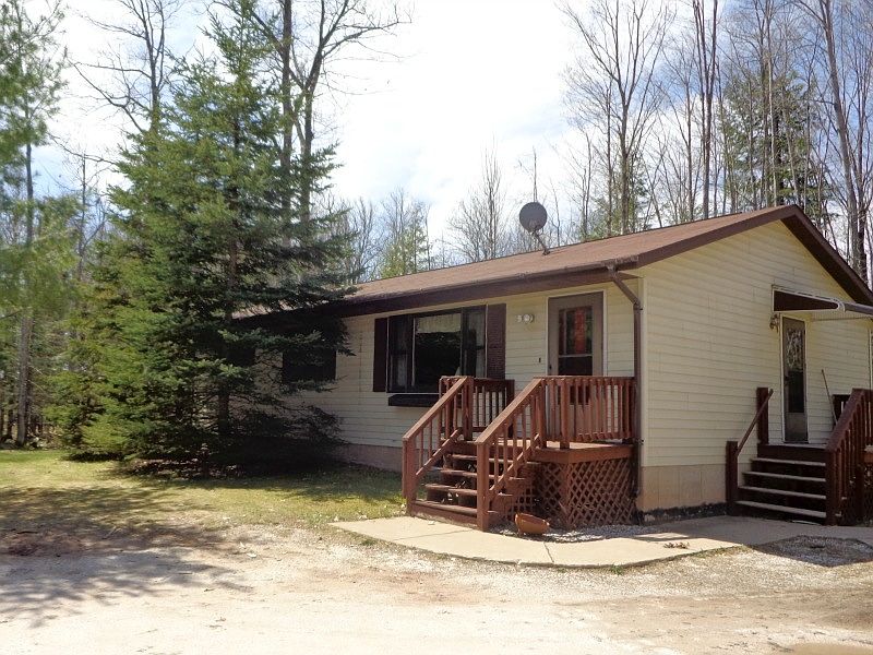 1st image of 3379 N Pine St #Ck