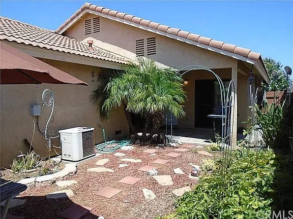 811 Alondra Dr — Photo 7