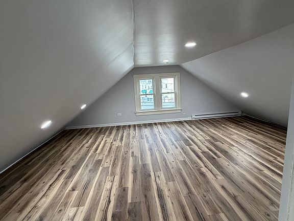 4th image of 183 Delaware Ave #2F