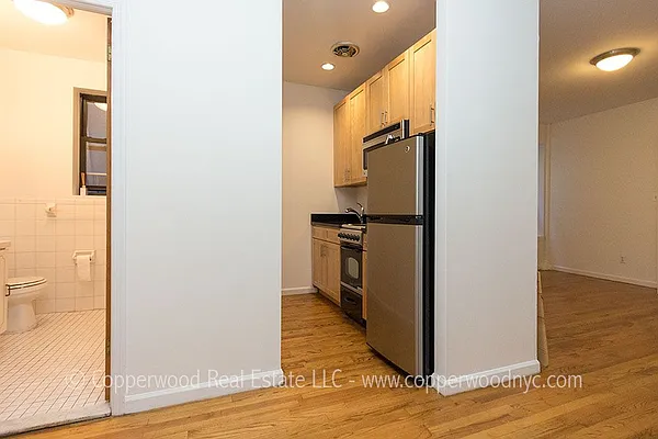 Rented by Copperwood Real Estate | media 19