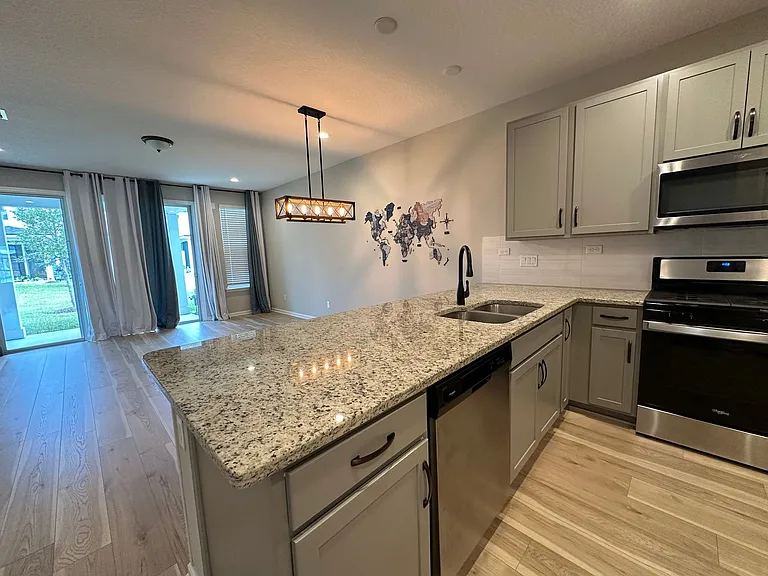 61 Pinebury Ln — Photo 19