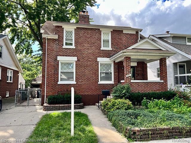 1st image of 1008 Batavia Ave