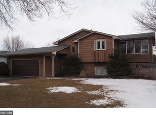 11940 Louisiana Cir, Champlin, MN 55316