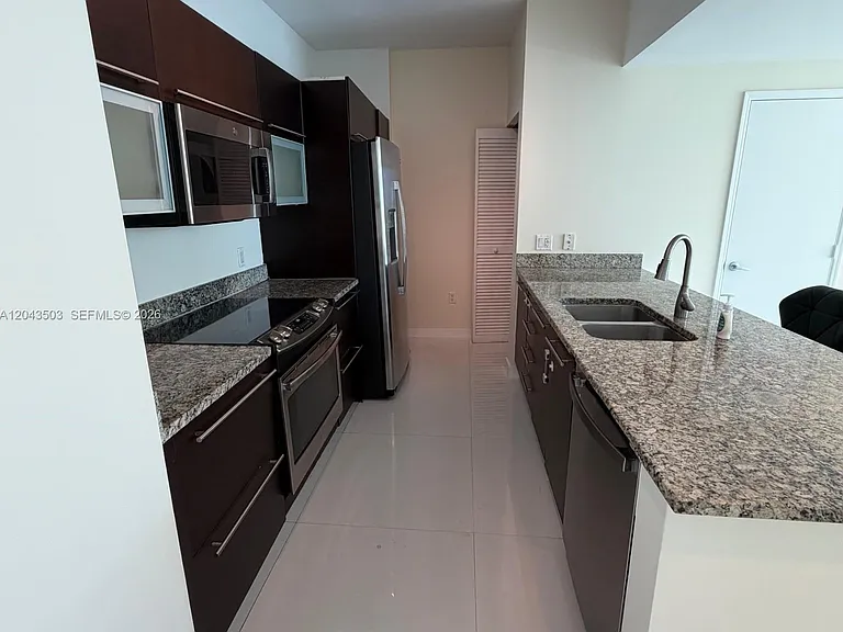 951 Brickell Ave #1206 — Photo 6