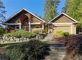 21 E Country Club Dr, Allyn, WA 98524