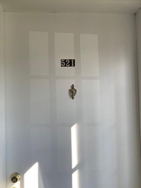 1st image of 521 W Walnut St #521
