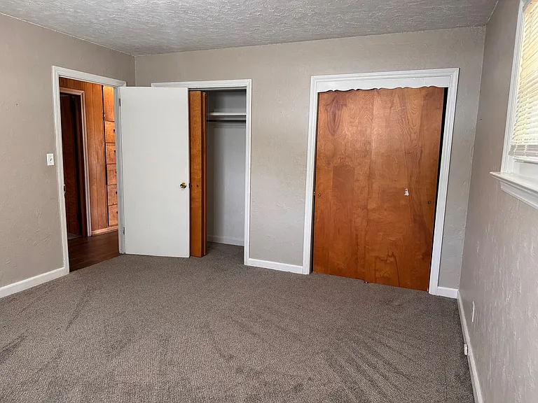 453 Foster St — Photo 19