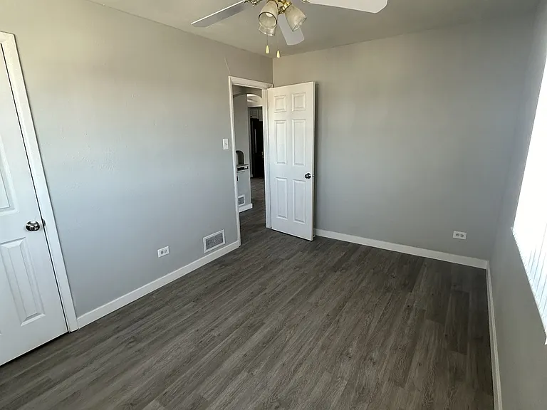 3680 Locust St #1 — Photo 7