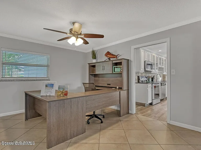 319 Dorset Dr — Photo 9