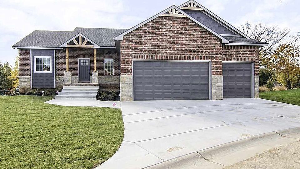 1st image of 341 S Grand Mere Ct