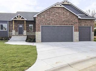 341 S Grand Mere Ct, Wichita, KS 67230