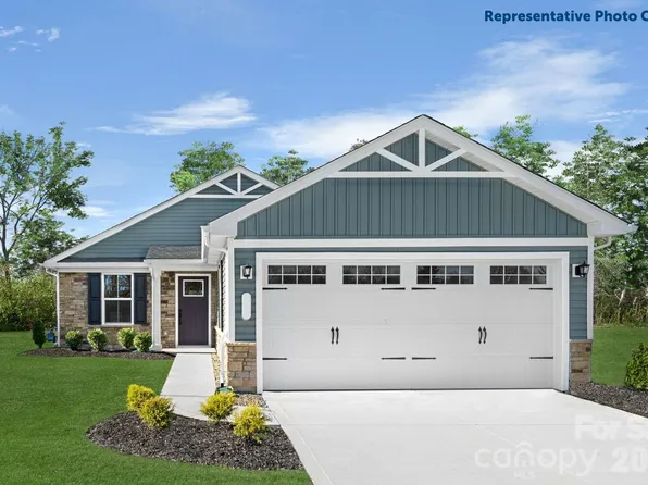 944 Pemberley St, Lancaster, SC 29720