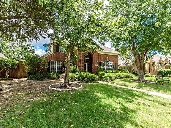 5th image of 4236 Pinewood Dr