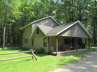 561 Ogemaw Rd, Rose City, MI 48654