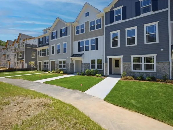 113 Bracewell Ln, Yorktown, VA 23692