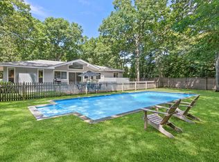20 Hollyoak Ave, East Hampton, NY 11937