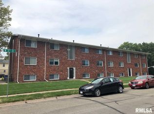 414 N 5th Pl #8, Eldridge, IA