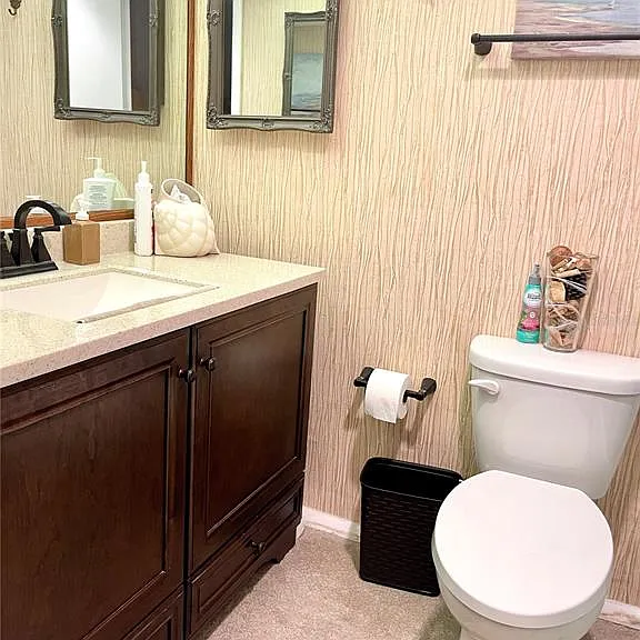 4650 Cove Cir #402 — Photo 23