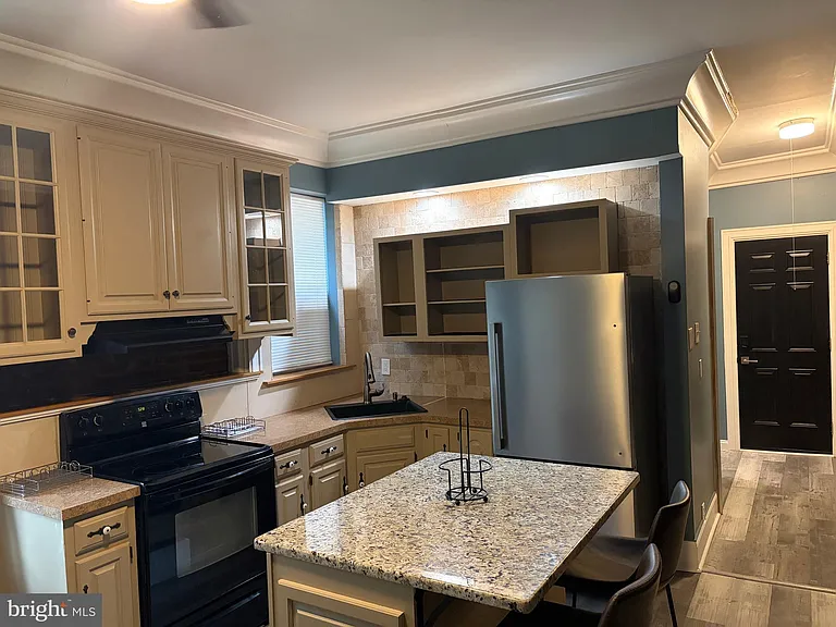 3133 N Front St #2 — Photo 11