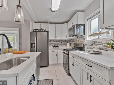 3807 20th St NE, Washington, DC, 20018