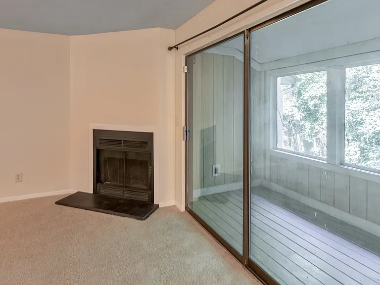 245 Seasons Pkwy #1 — Photo 17