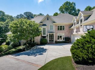 7280 Sentinae Chase Dr, Roswell, GA 30076
