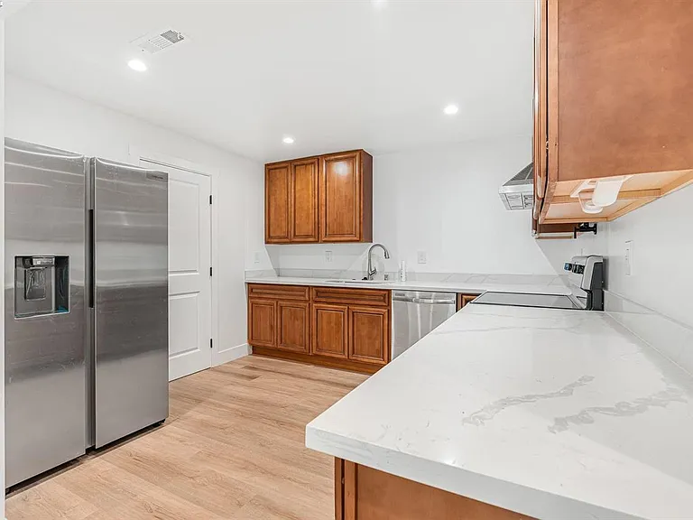 3035 Logan St #A — Photo 2