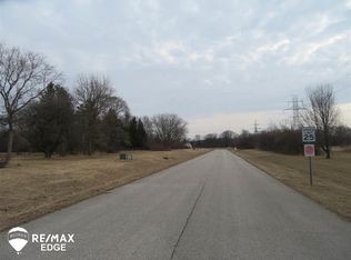 4023 Hidden View Dr, Flint, MI 48506