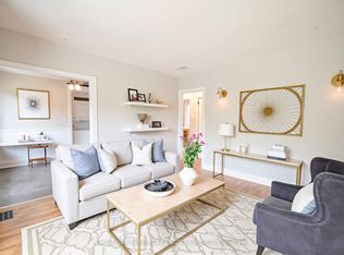 174 Gibbons St, Oshawa, ON L1J 4Y3